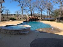 custom-pool-with-waterfalls-and-bubblers-min