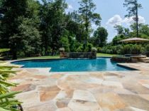freeform-pool-and-spa-min