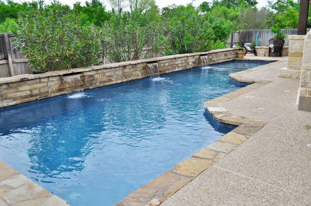 How to Close a Pool in Bryan for the Winter