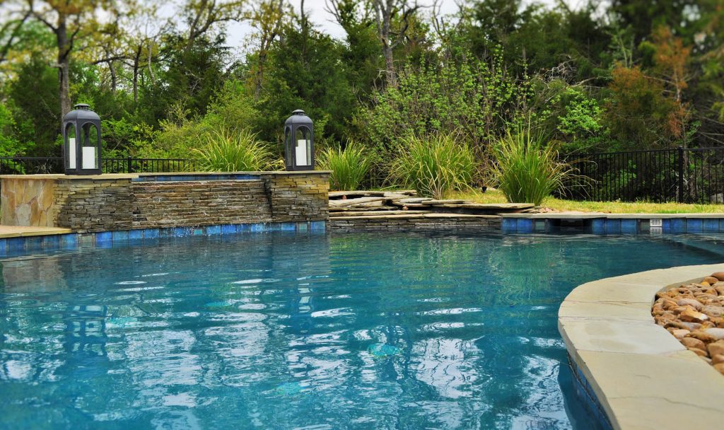 3 Things You Should Know When Choosing a Brazos Valley Pool Builder