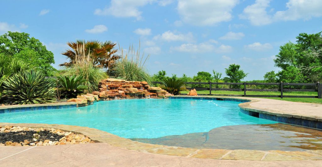 Why Fall is The Best Time to Build a Pool in College Station