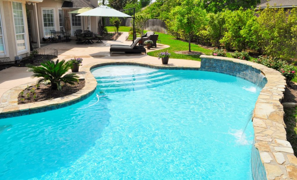 What Affects My Swimming Pool Water Chemistry?
